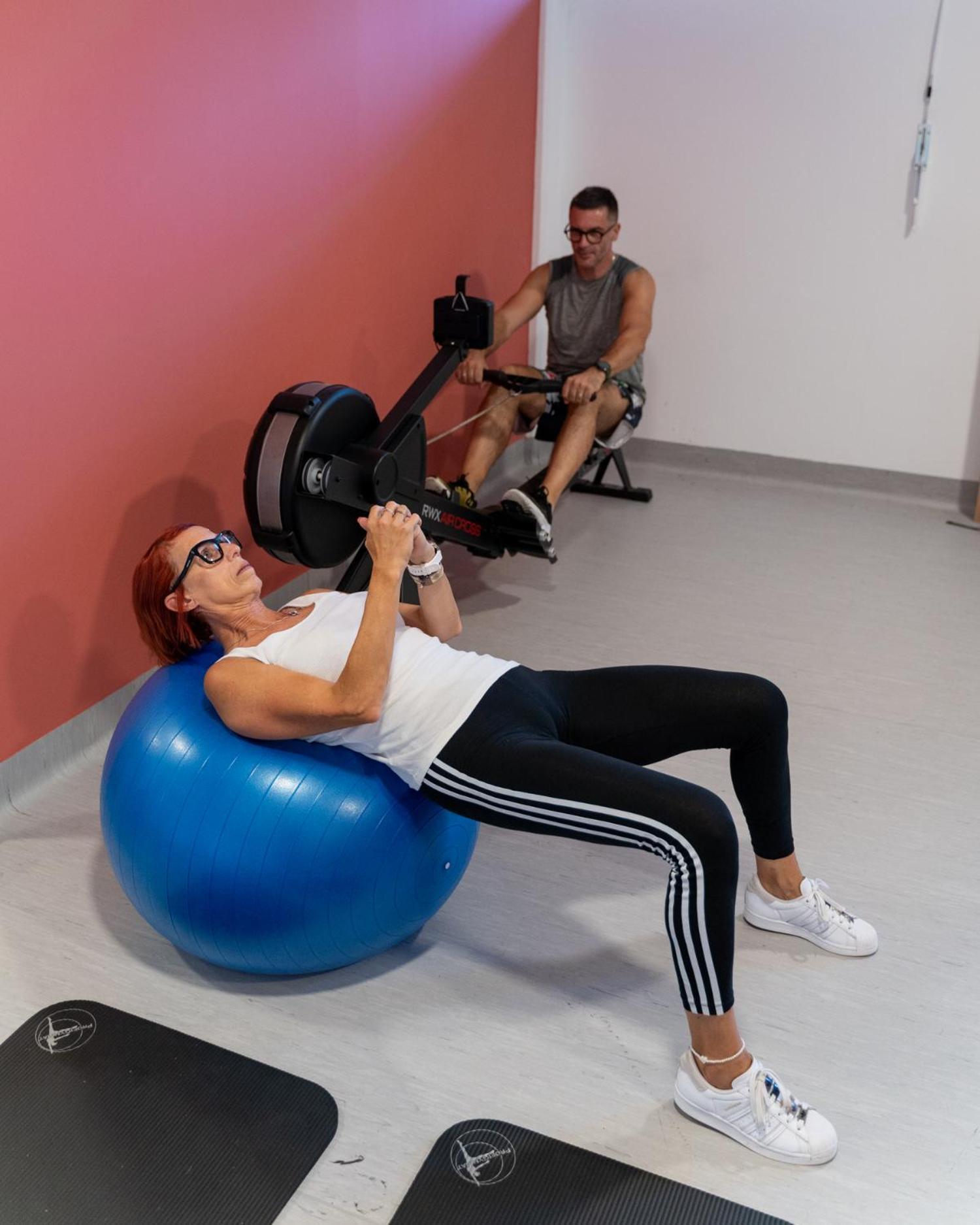 Terme Banovci - Mobilne Hiske Med Brajdami Hotel Luaran gambar